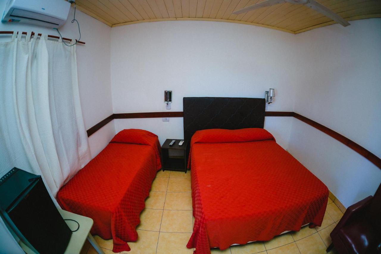 Hotel Tierra Colorada Пуэрто-Игуасу Экстерьер фото